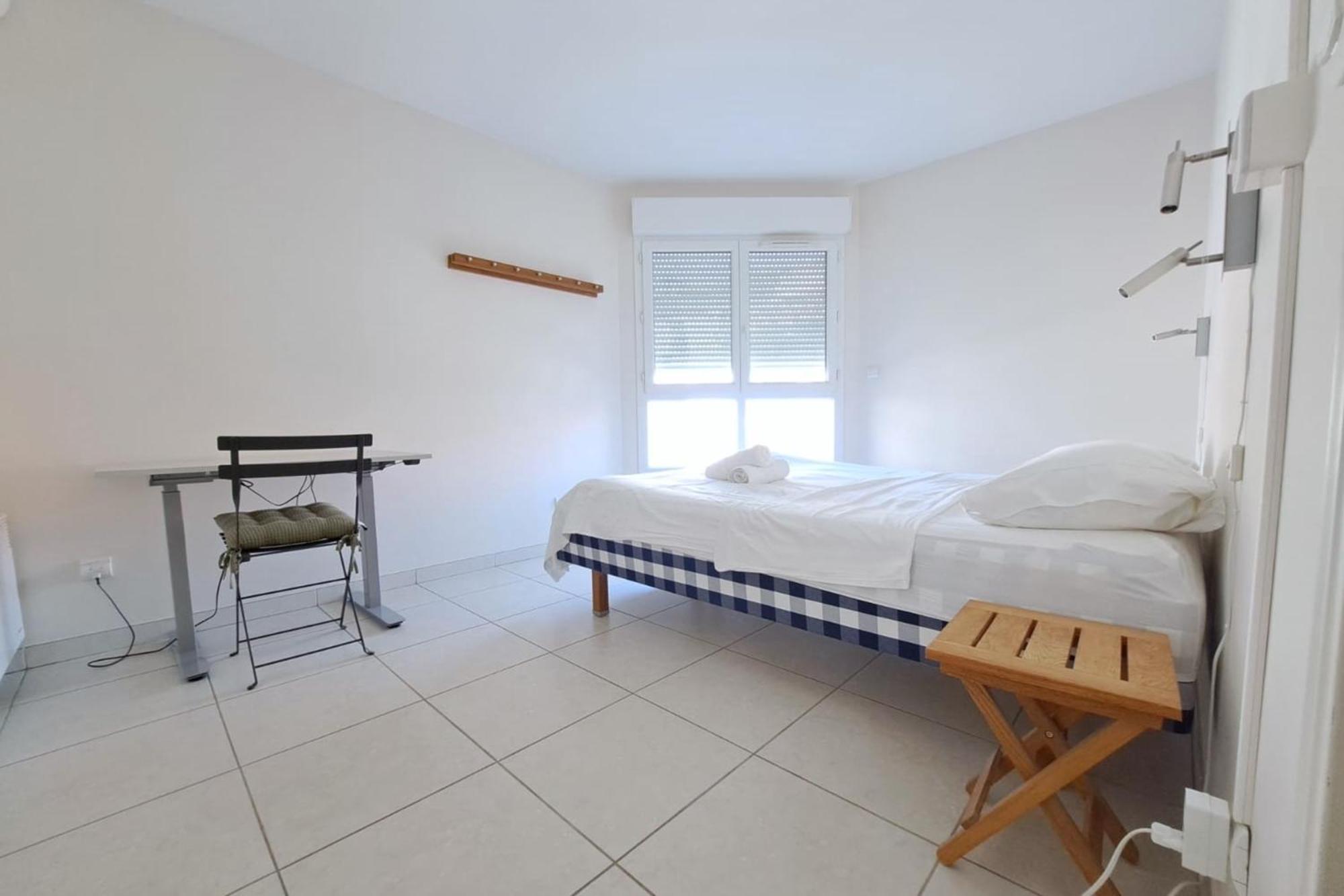 3br In With Swimming Pool Terraces Parking & Ac - Benakey Cannes
